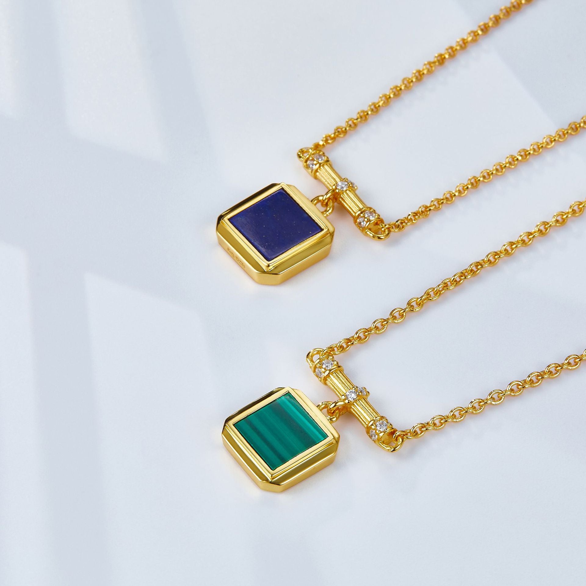 Halsband i 925 sterlingsilver med Lapis Lazuli och Malakit